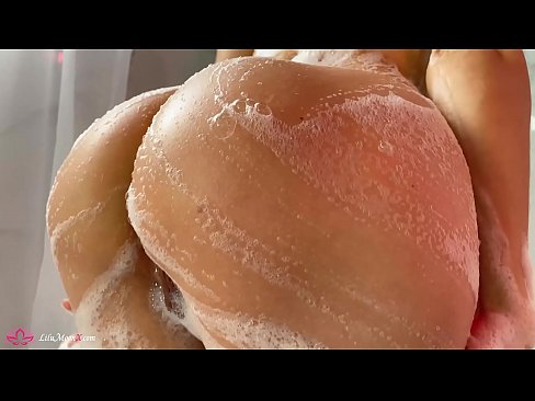 ❤️ Brunette masturbearet poesje mei Vibrator nei intens orgasme yn dûs ️ Porno by wy ❌